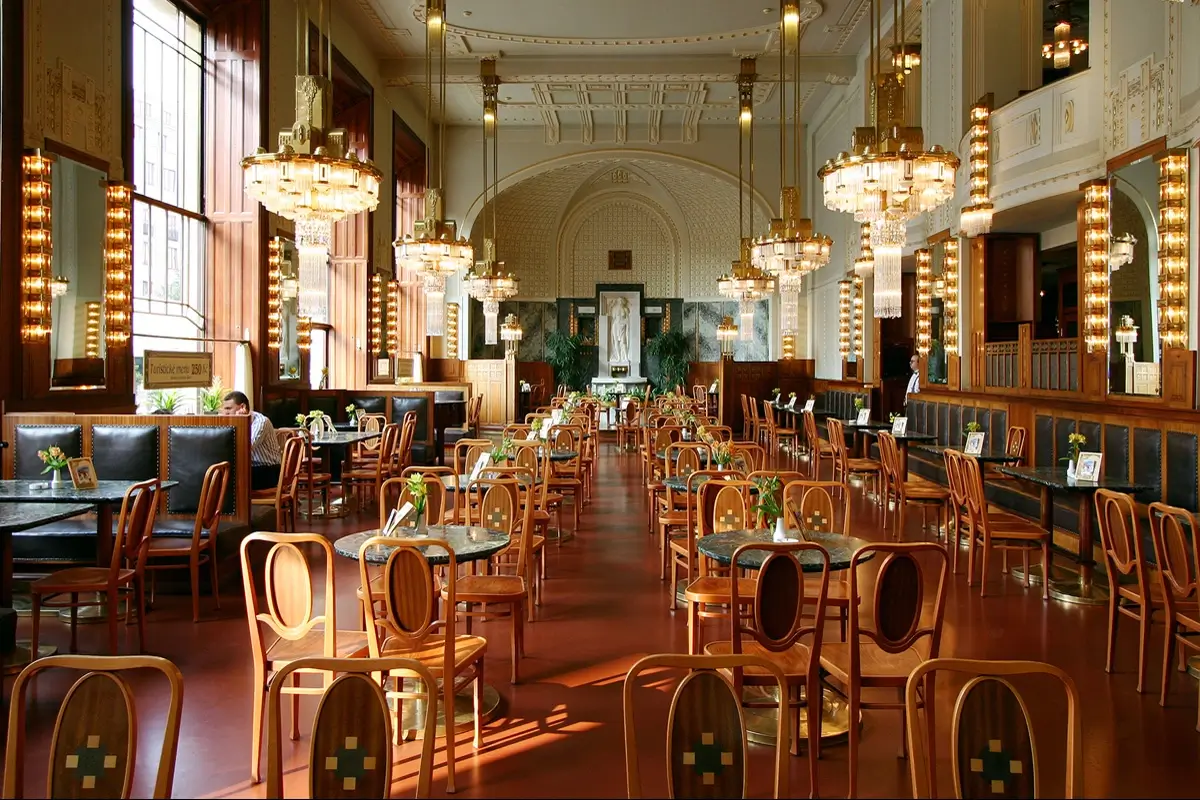 Obecní dům Café, an Art Nouveau jewel in the centre of Prague