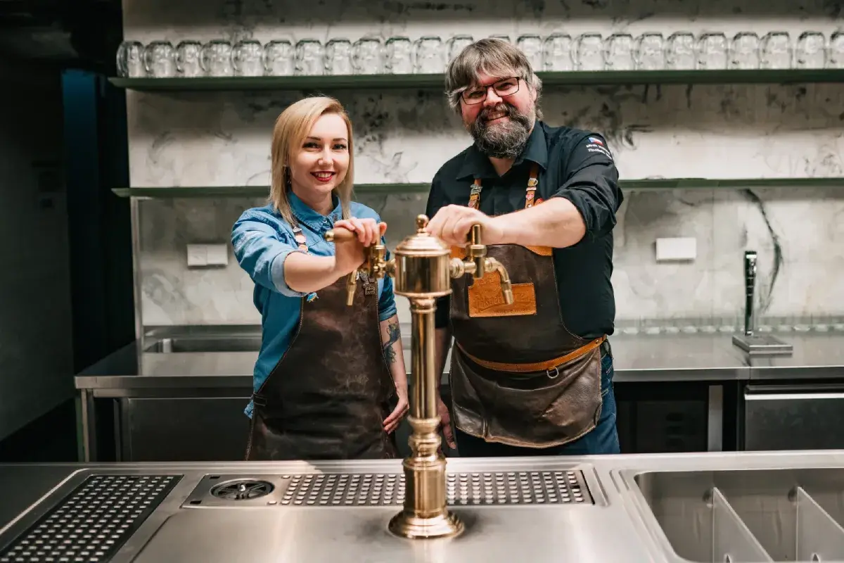 The Beer Tapping School at the Červený Jelen Restaurant