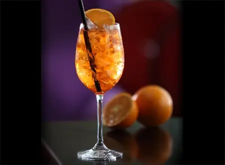 Recept - Koktejl Aperol Classic Spritzer